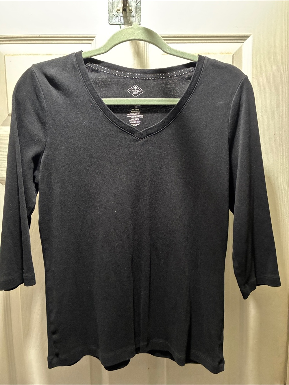 St. John's Bay Black V-Neck 3/4 Sleeve Tee